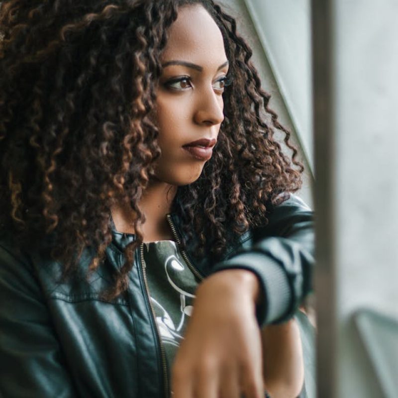 Employee disengagement and workplace culture challenges. Employee reflecting on workplace culture challenges such as burnout, lack of recognition, and poor work-life balance.